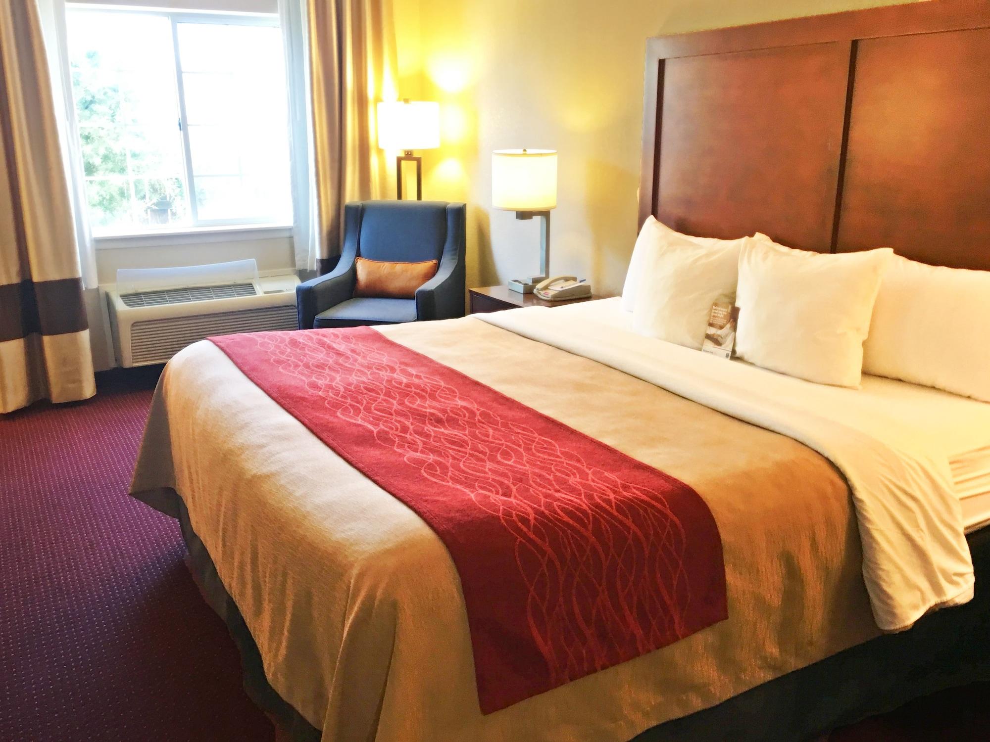 Comfort Inn & Suites Klamath Falls Buitenkant foto